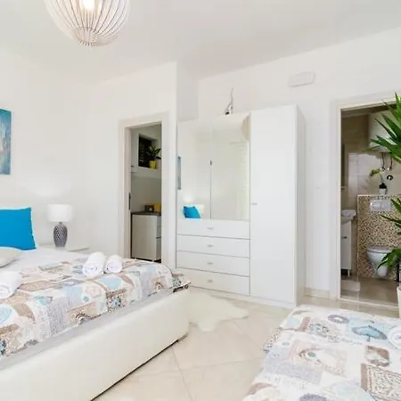 A&m - With Terrace And Sea View A3 Mlini