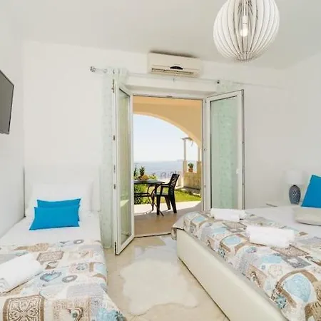 A&m - With Terrace And Sea View A3