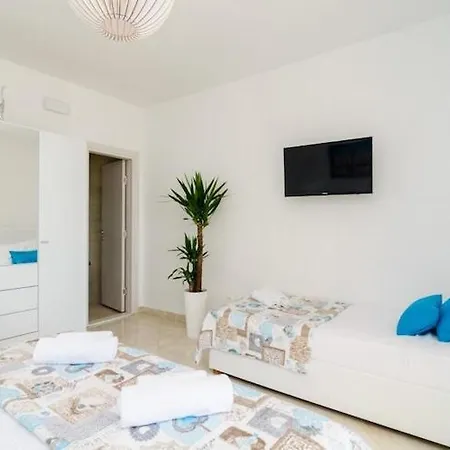 A&m - With Terrace And Sea View A3 Apartament *